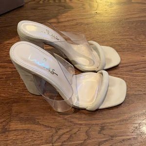 Women’s lulus high heel shoes size 6 in used condition